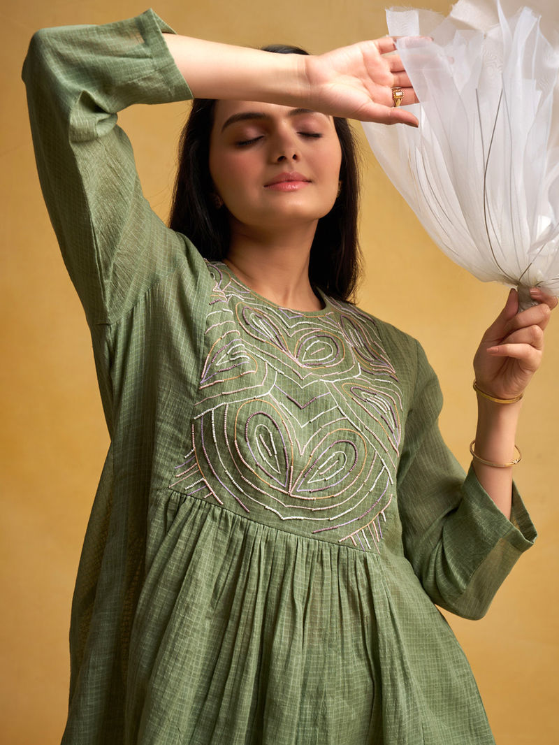 Green Embroidered Chanderi Co-ord Set - Set of 2